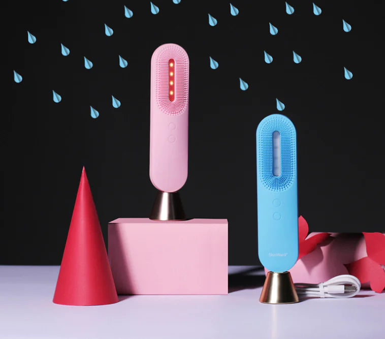 Lumen CleanPulse Brush - USB rechargeable beauty tool